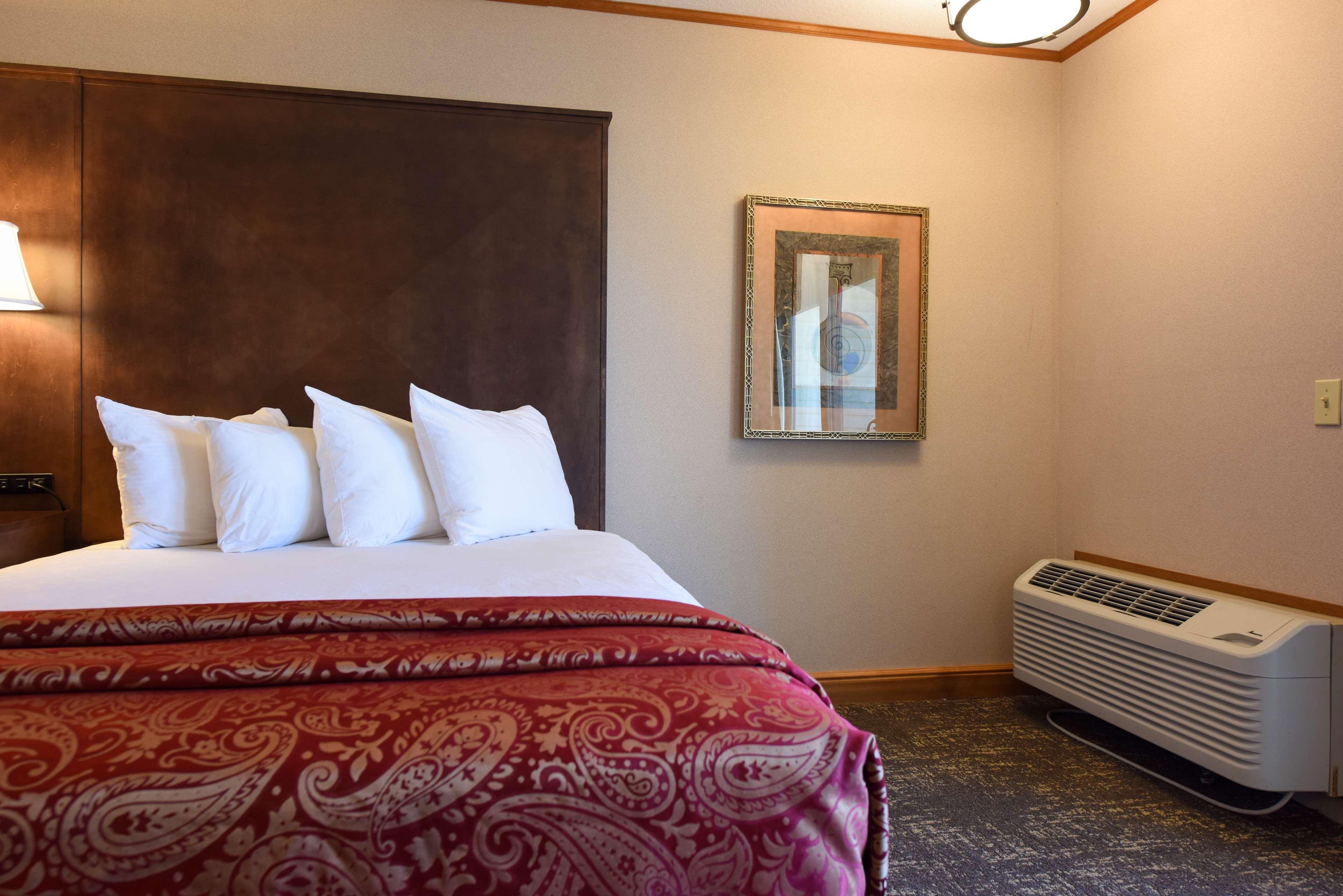 Best Western Plus Dockside Waterfront Inn Mackinaw Stadt Exterior foto