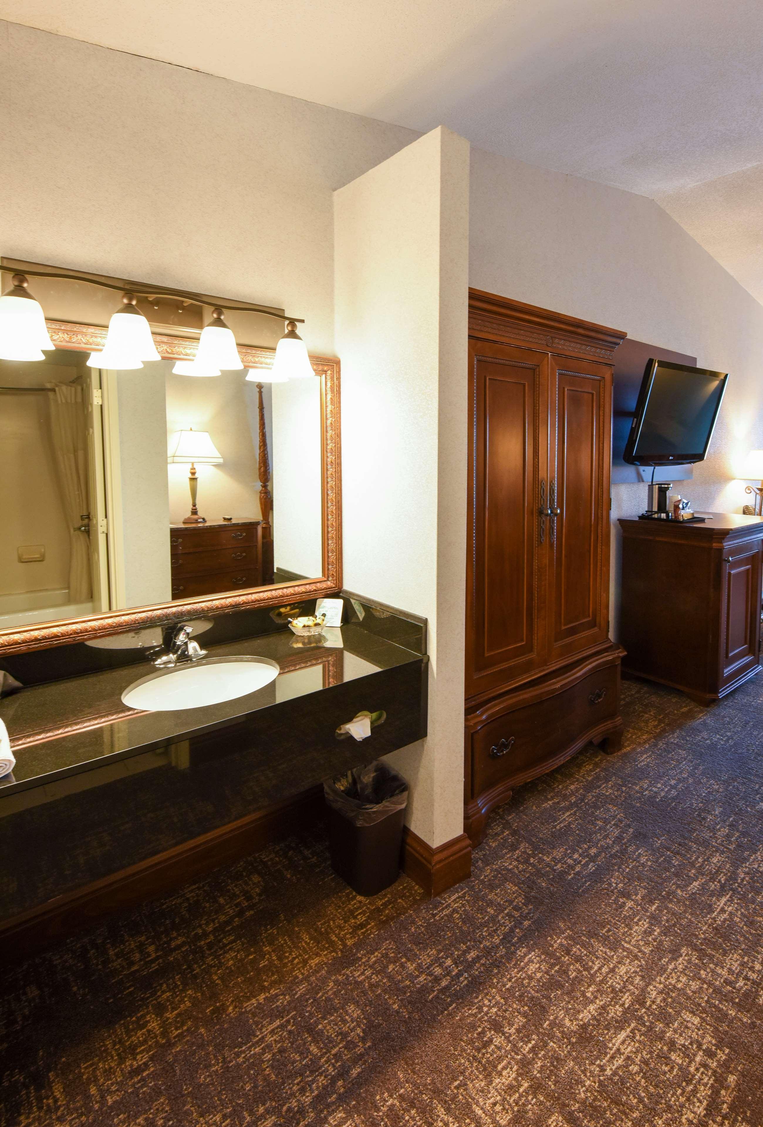 Best Western Plus Dockside Waterfront Inn Mackinaw Stadt Exterior foto
