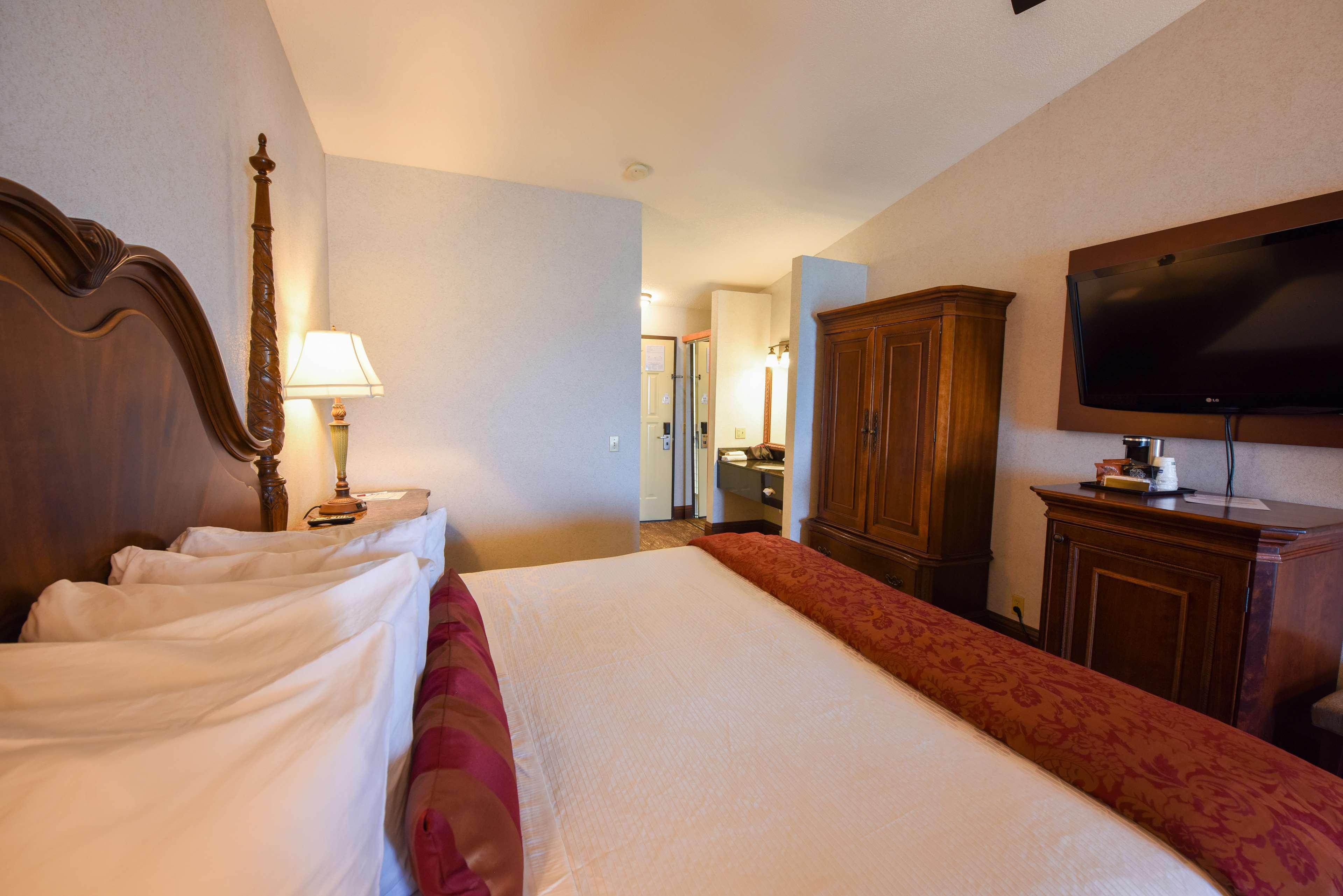 Best Western Plus Dockside Waterfront Inn Mackinaw Stadt Exterior foto