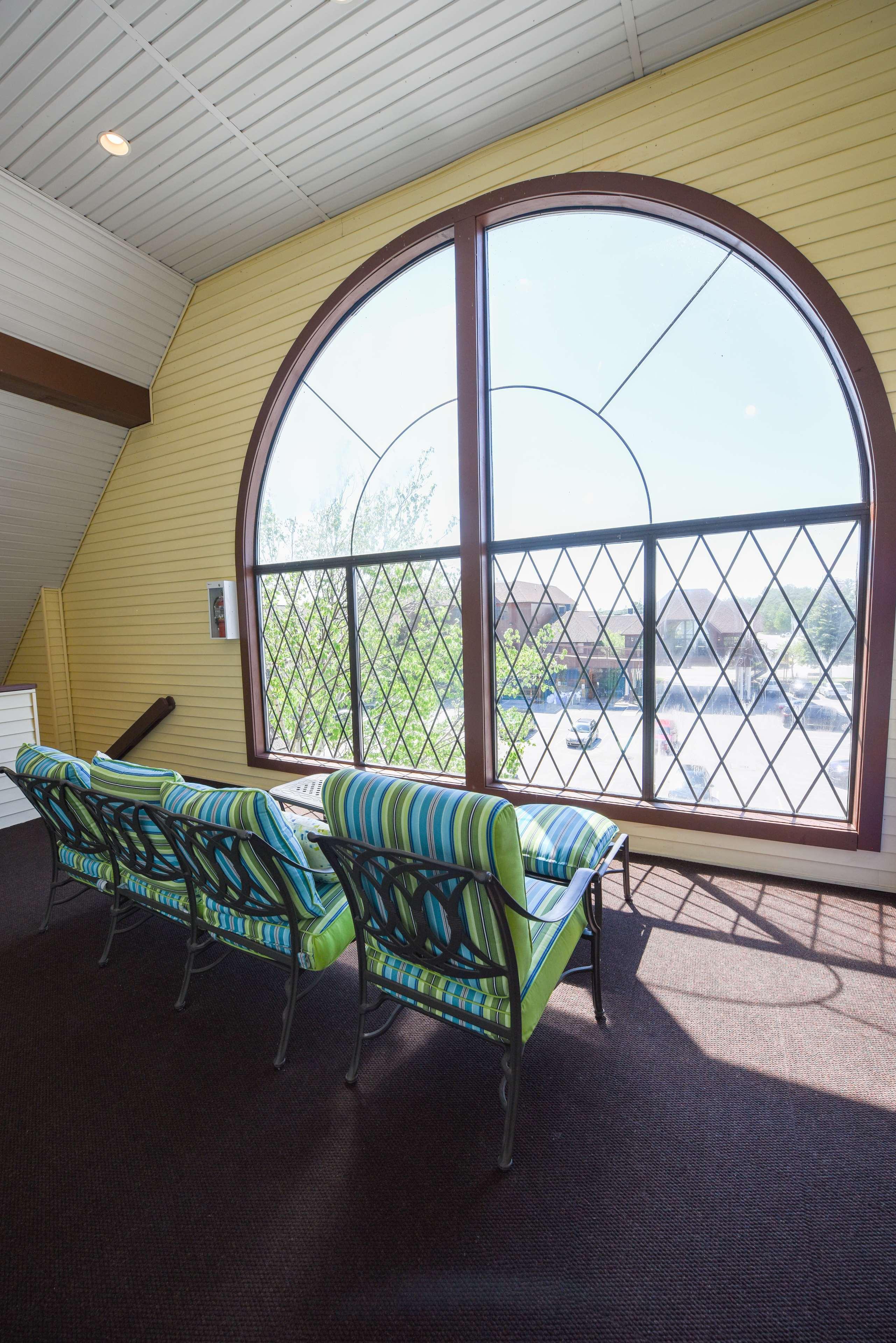 Best Western Plus Dockside Waterfront Inn Mackinaw Stadt Exterior foto