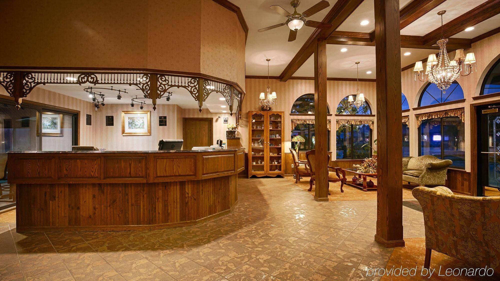 Best Western Plus Dockside Waterfront Inn Mackinaw Stadt Exterior foto