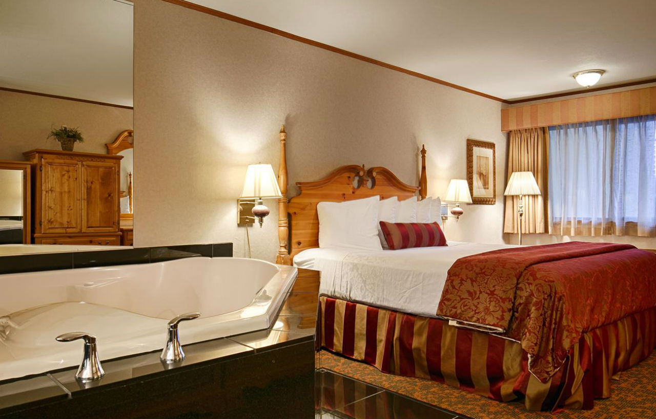 Best Western Plus Dockside Waterfront Inn Mackinaw Stadt Exterior foto
