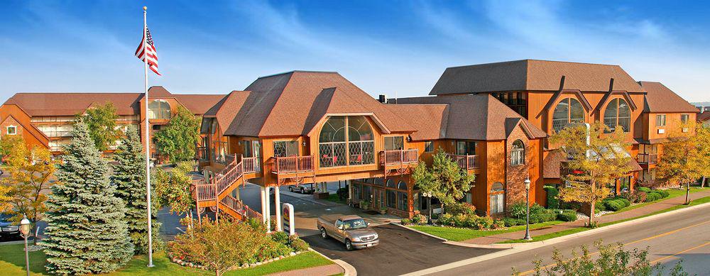 Best Western Plus Dockside Waterfront Inn Mackinaw Stadt Exterior foto
